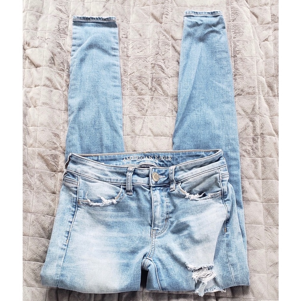 AE Super Stretch Skinnies